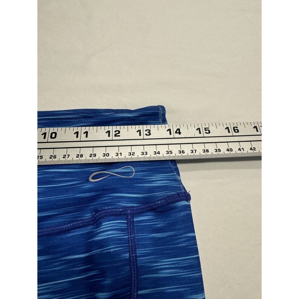 Infinite Crop Spacedye Capri Leggings - Picture 6 of 7